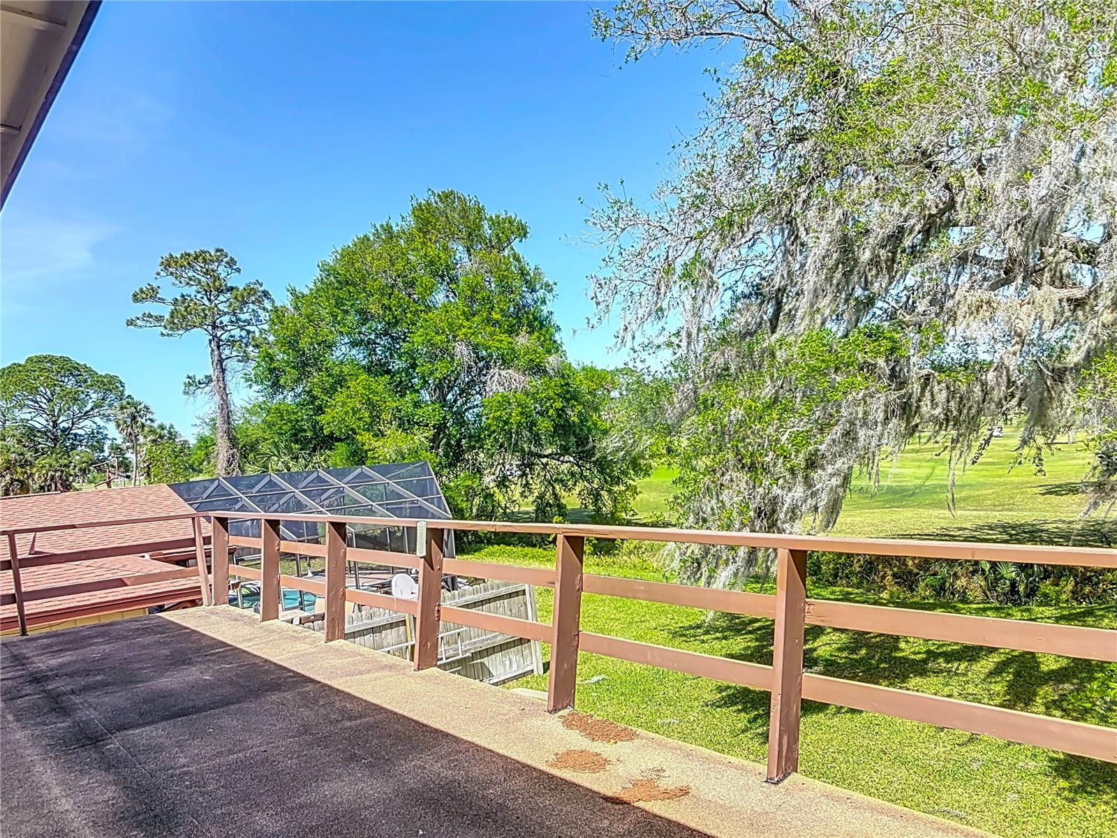Image 15 of 49 For 721 Fairway Drive