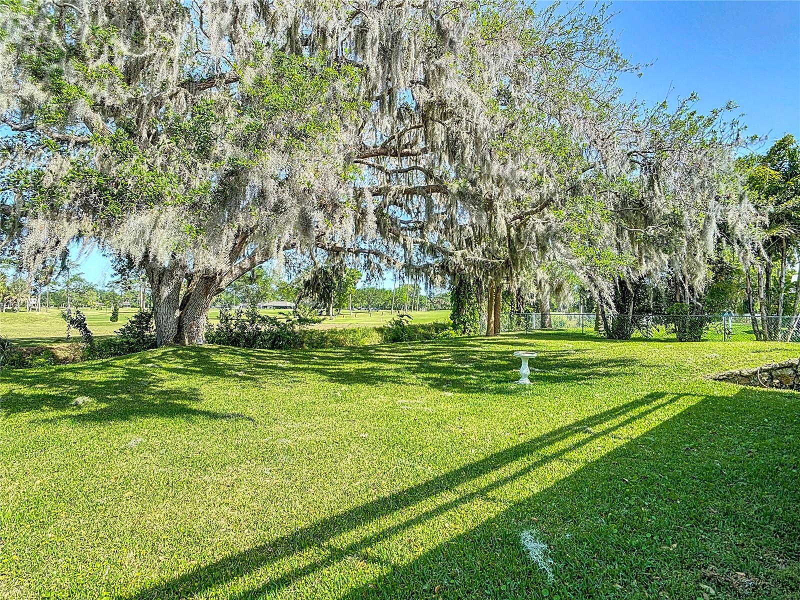 Image 17 of 49 For 721 Fairway Drive
