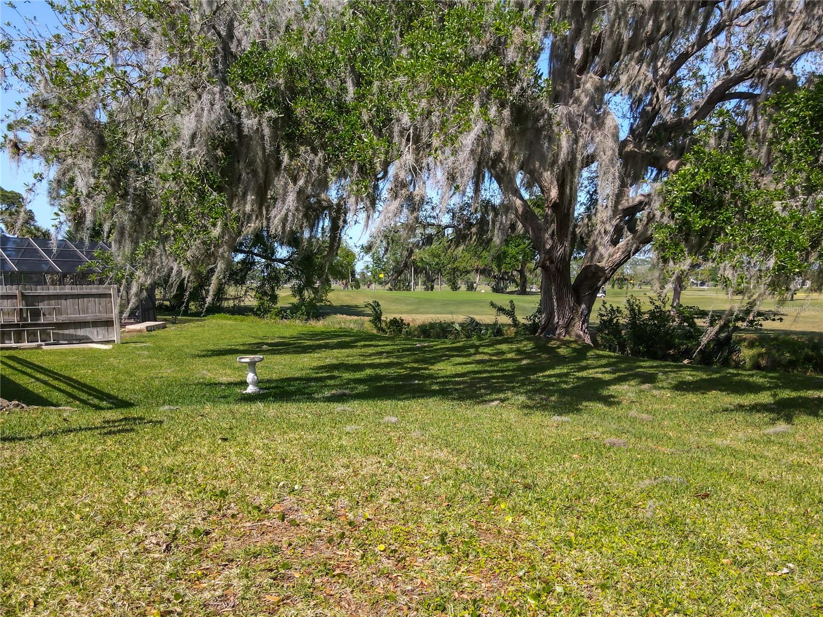 Image 20 of 49 For 721 Fairway Drive
