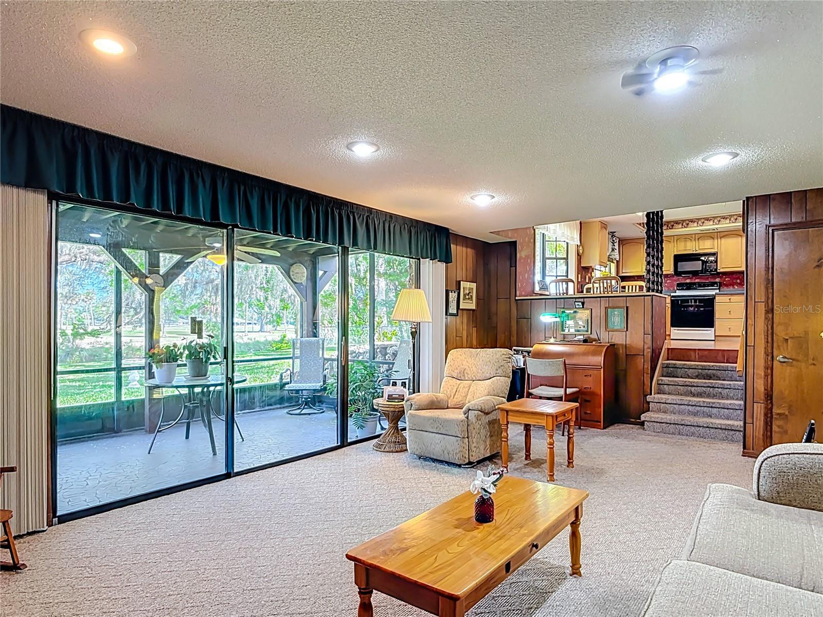 Image 32 of 49 For 721 Fairway Drive