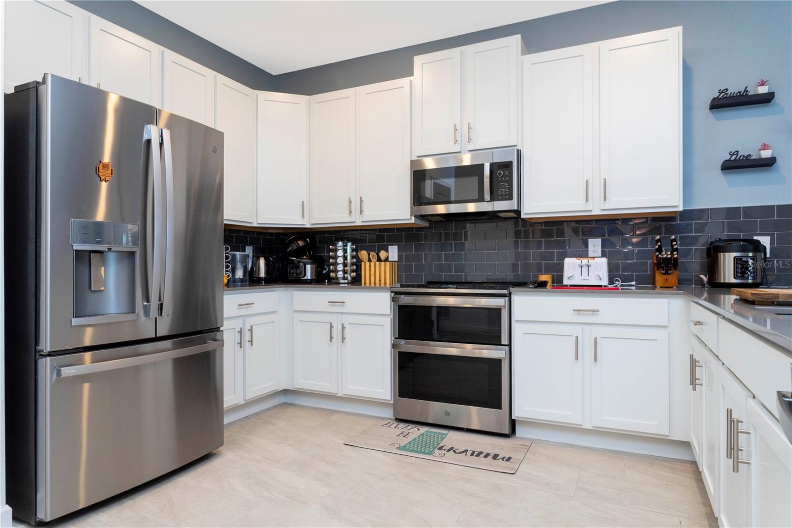 Image 16 of 72 For 2836 Simile Street