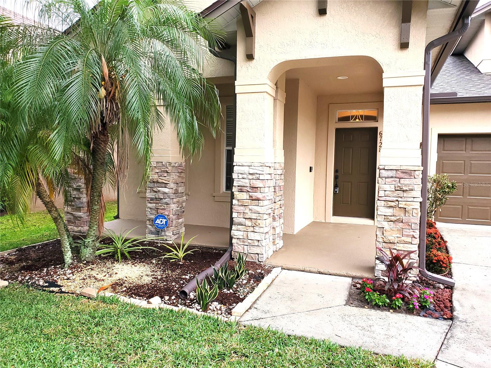 Image 2 of 39 For 6728 Duncaster Street