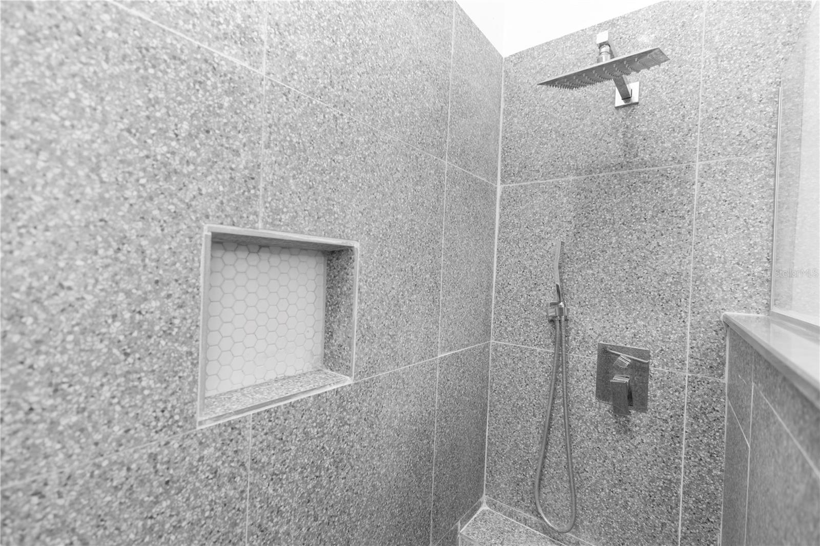 Image 26 of 39 For 6728 Duncaster Street