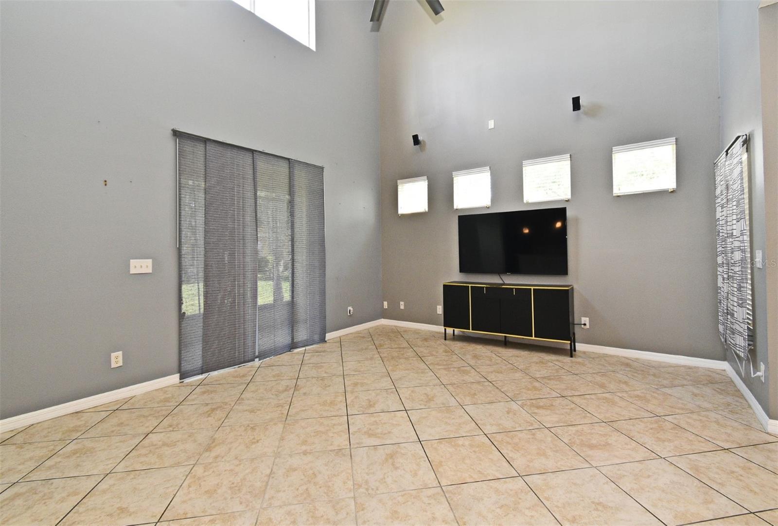 Image 11 of 59 For 506 Harbor Winds Court