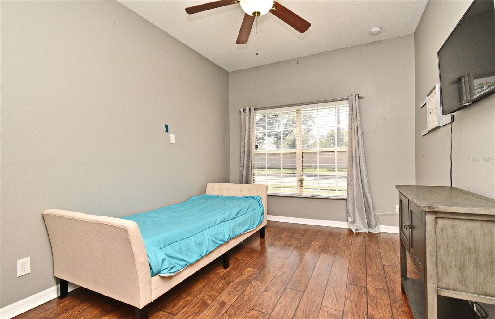 Image 31 of 59 For 506 Harbor Winds Court