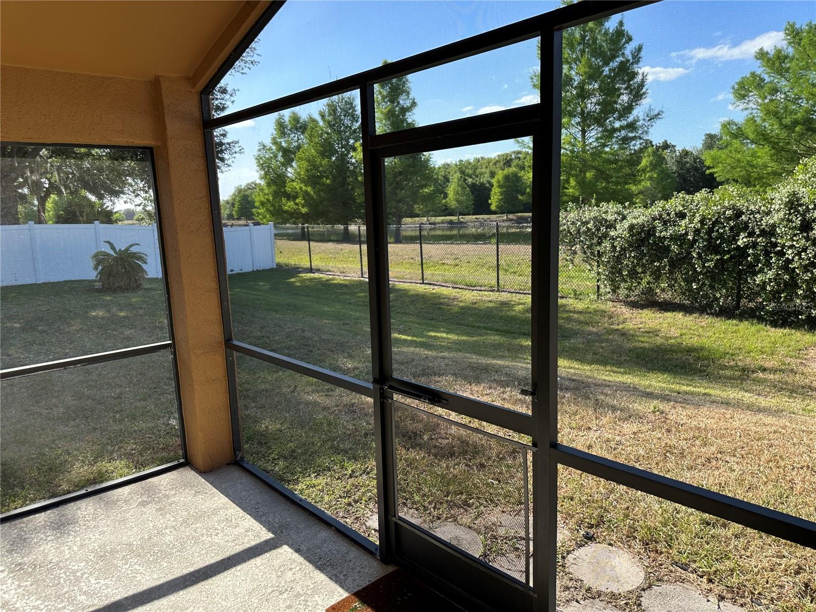 Image 18 of 22 For 6625 Cherry Grove Cir