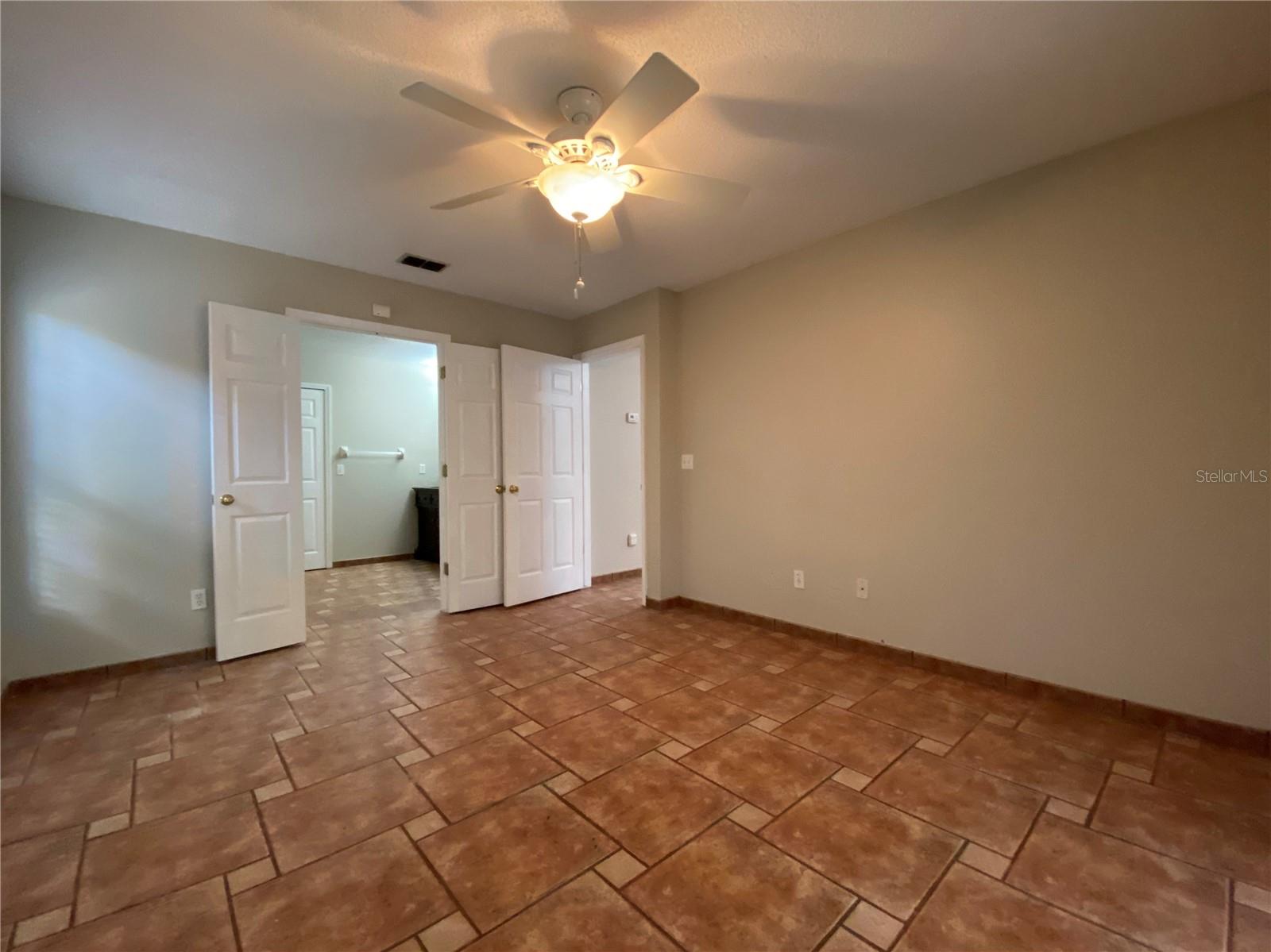 Image 11 of 23 For 3791 Lake Mirage Boulevard