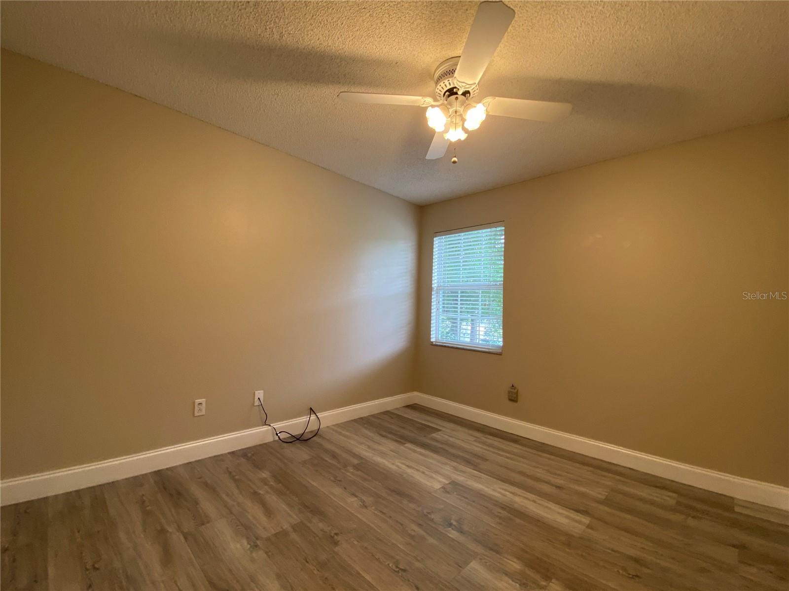 Image 17 of 23 For 3791 Lake Mirage Boulevard
