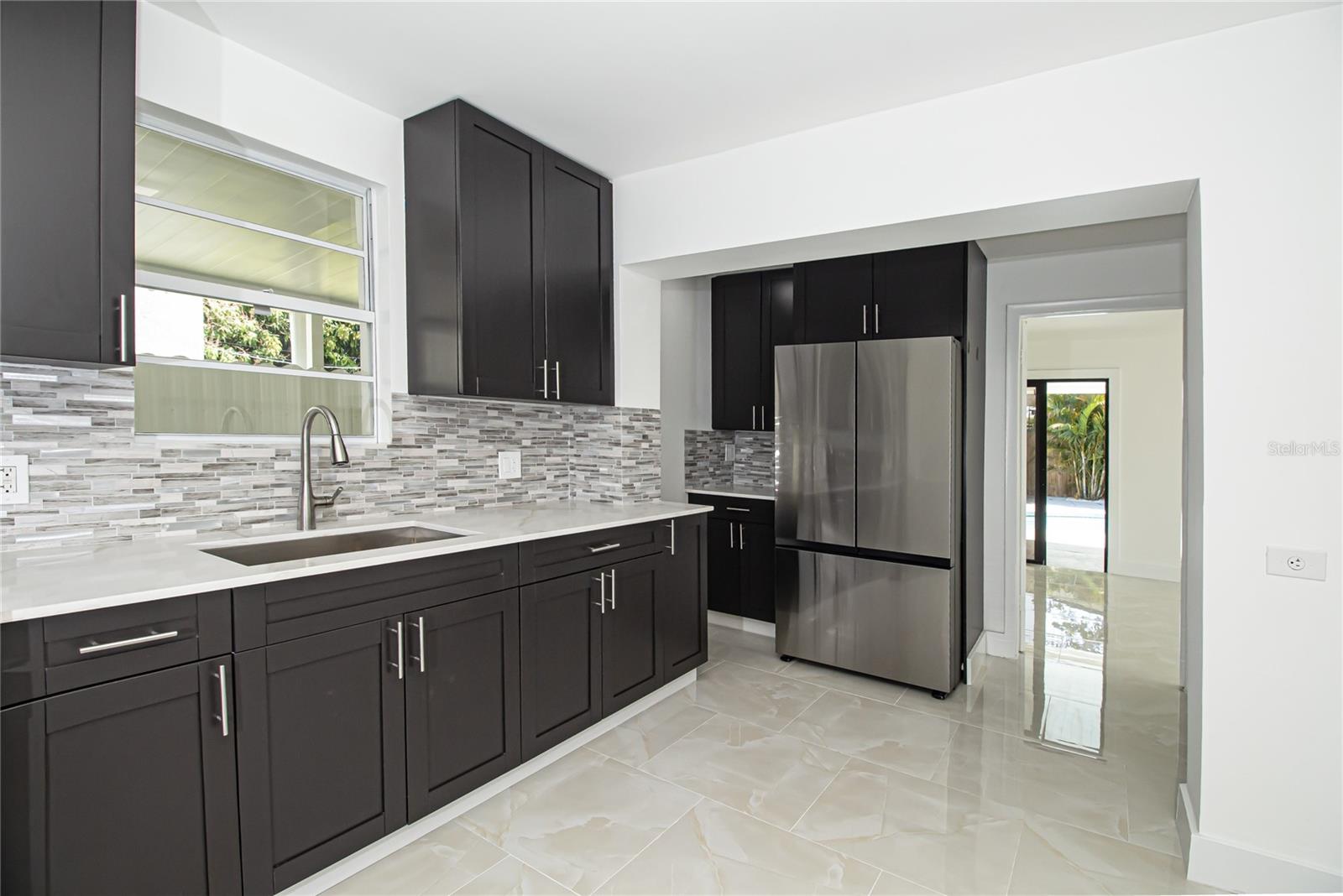 Image 13 of 62 For 4324 Garden Avenue