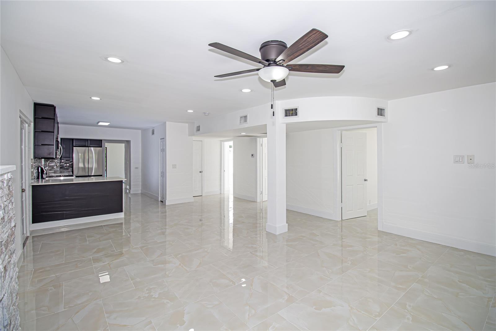 Image 4 of 62 For 4324 Garden Avenue