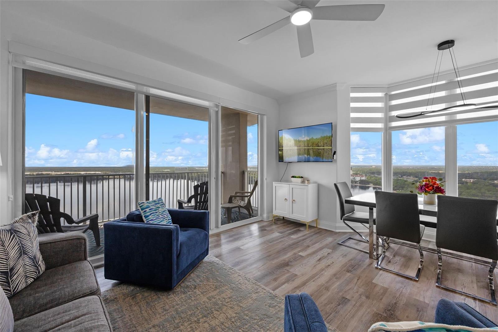 Image 7 of 45 For 13427 Blue Heron Beach Drive 1907