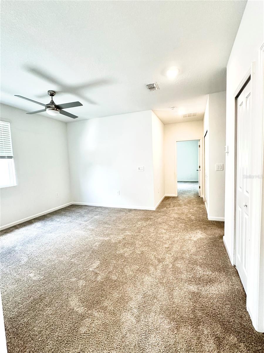 Image 11 of 32 For 7665 Stone Creek Trl