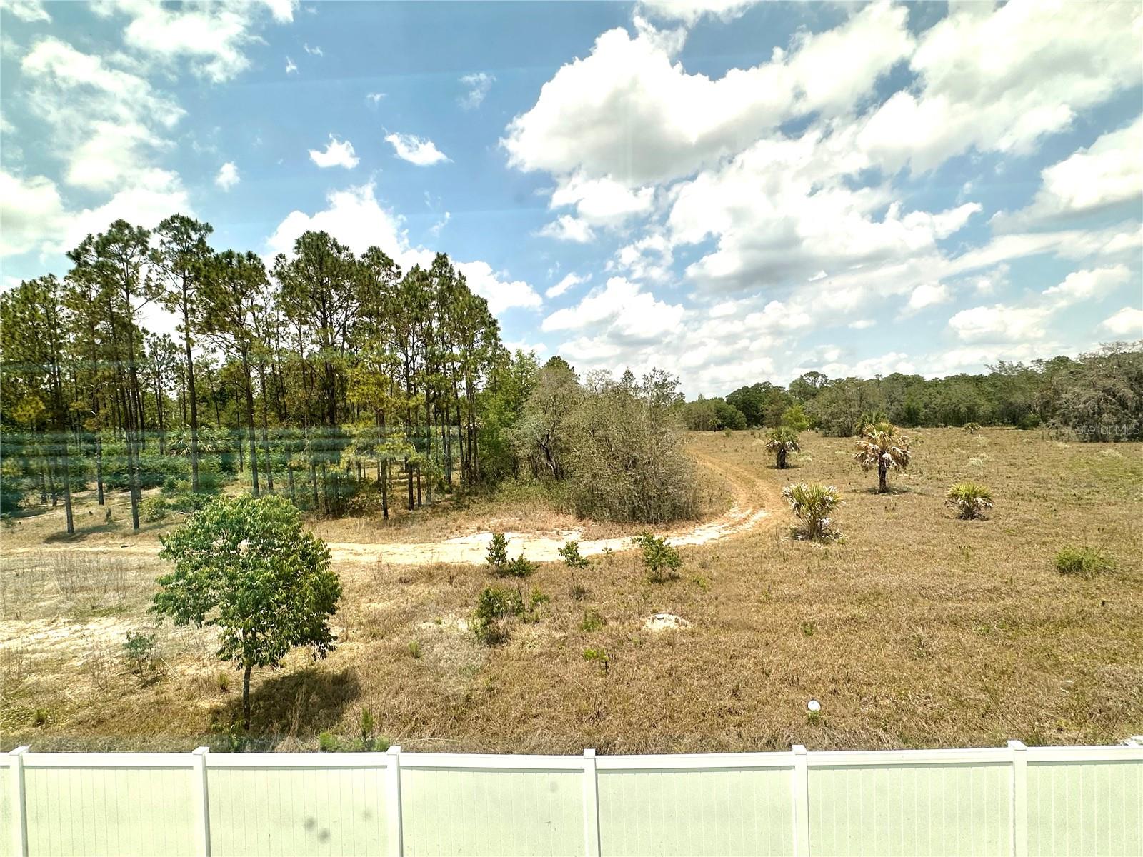Image 17 of 32 For 7665 Stone Creek Trl