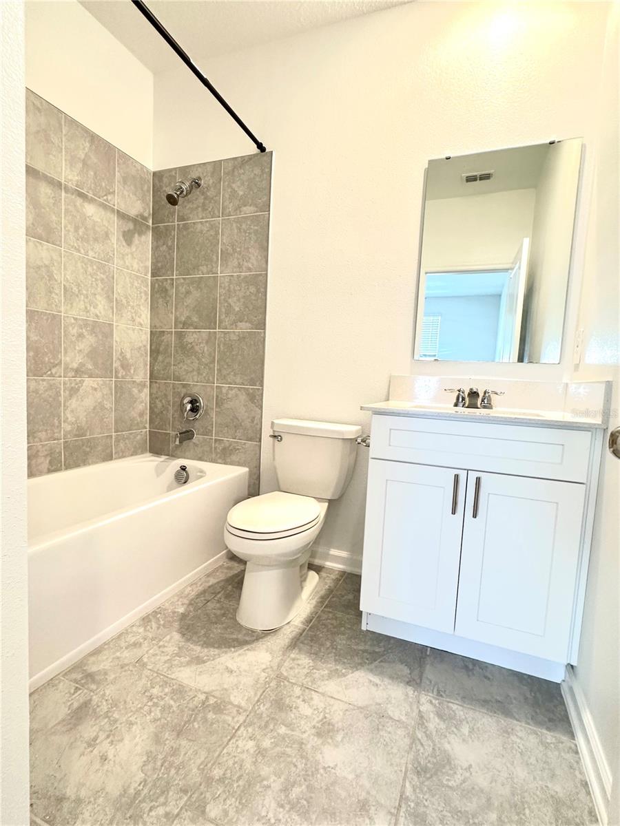 Image 20 of 32 For 7665 Stone Creek Trl