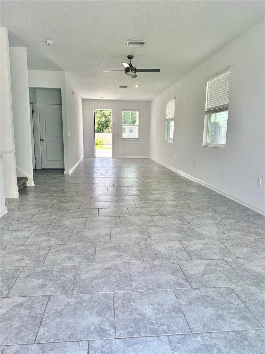 Image 26 of 32 For 7665 Stone Creek Trl