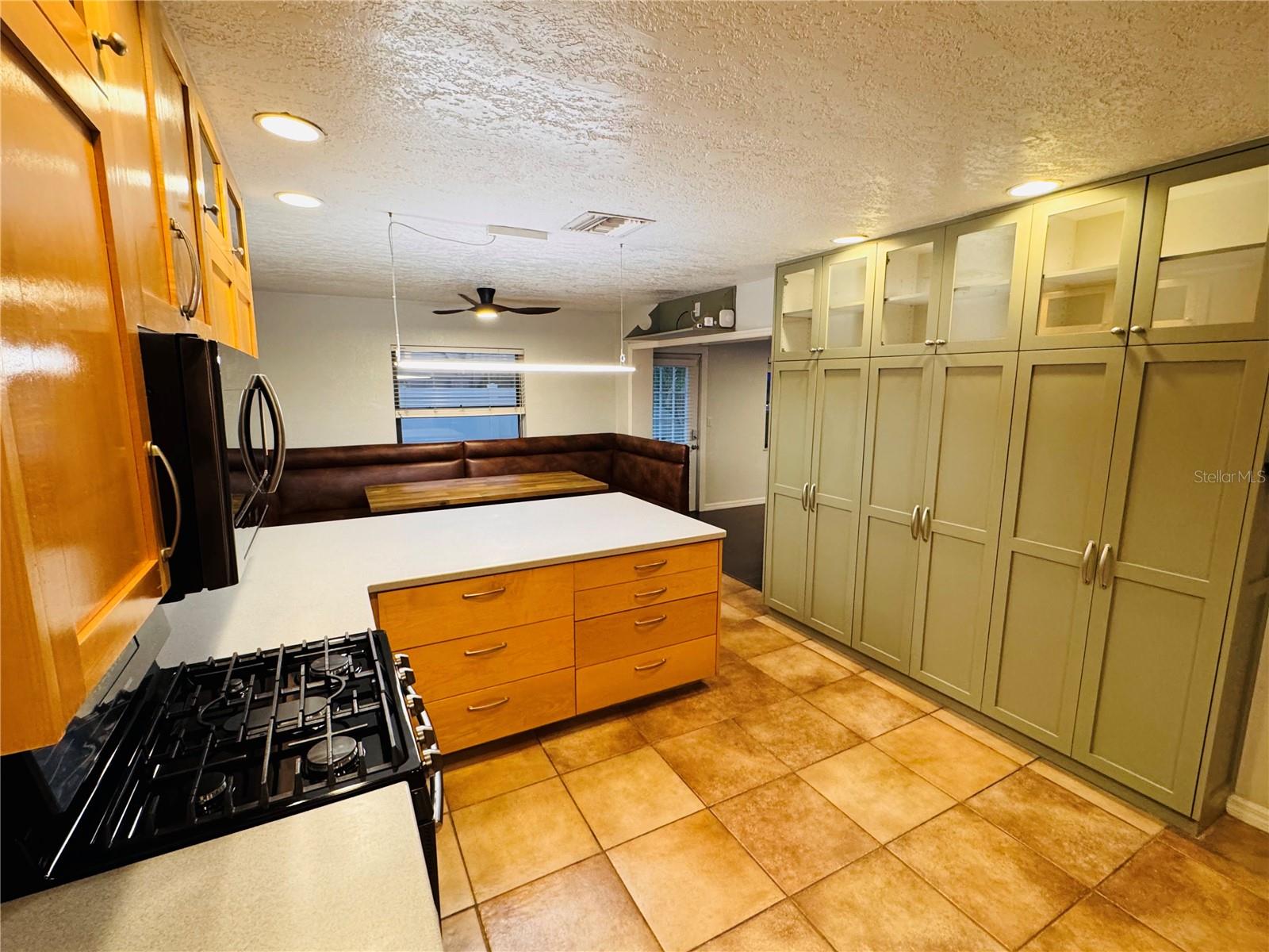 Image 10 of 23 For 4501 Elaine Place