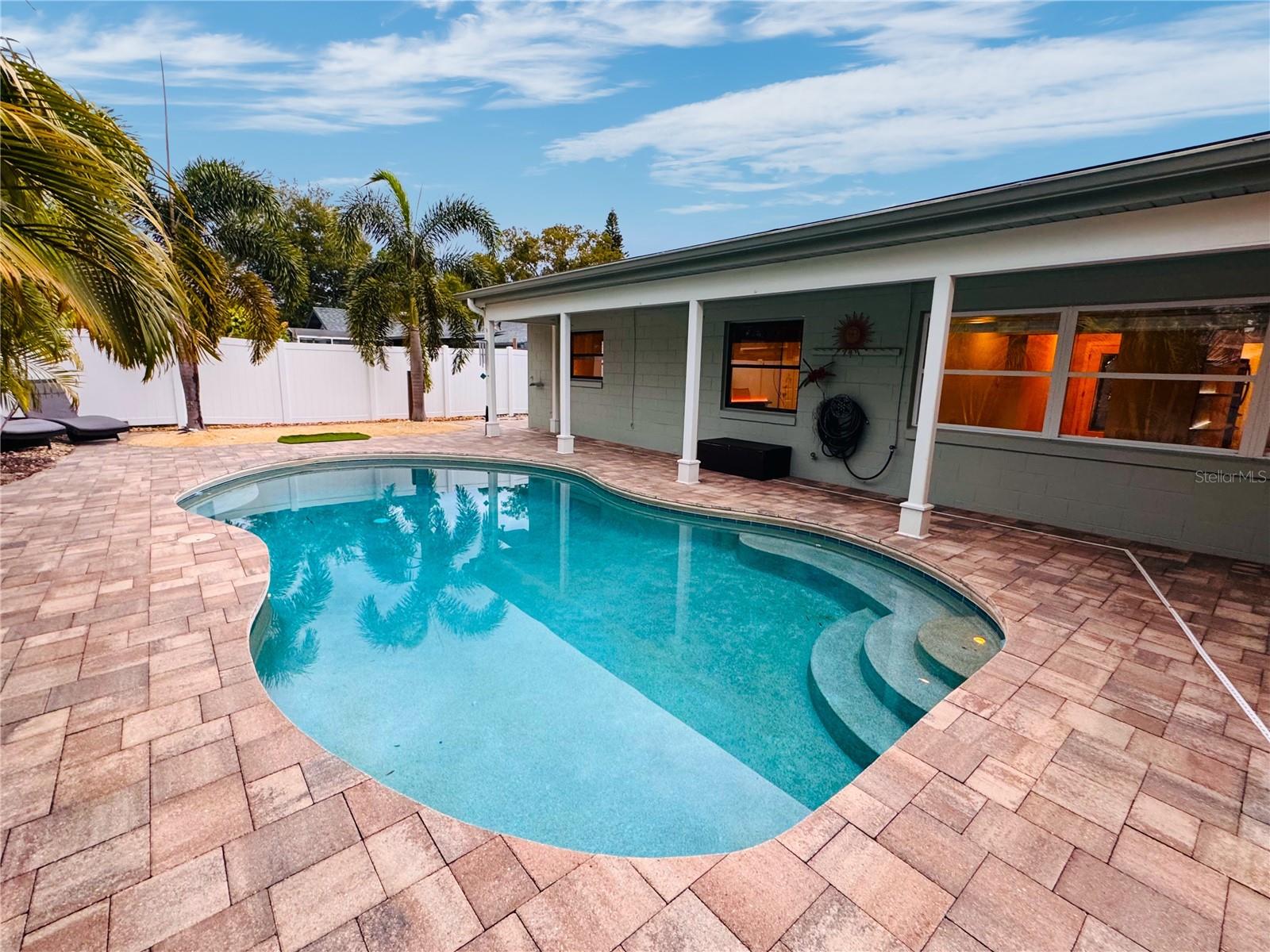 Image 21 of 23 For 4501 Elaine Place