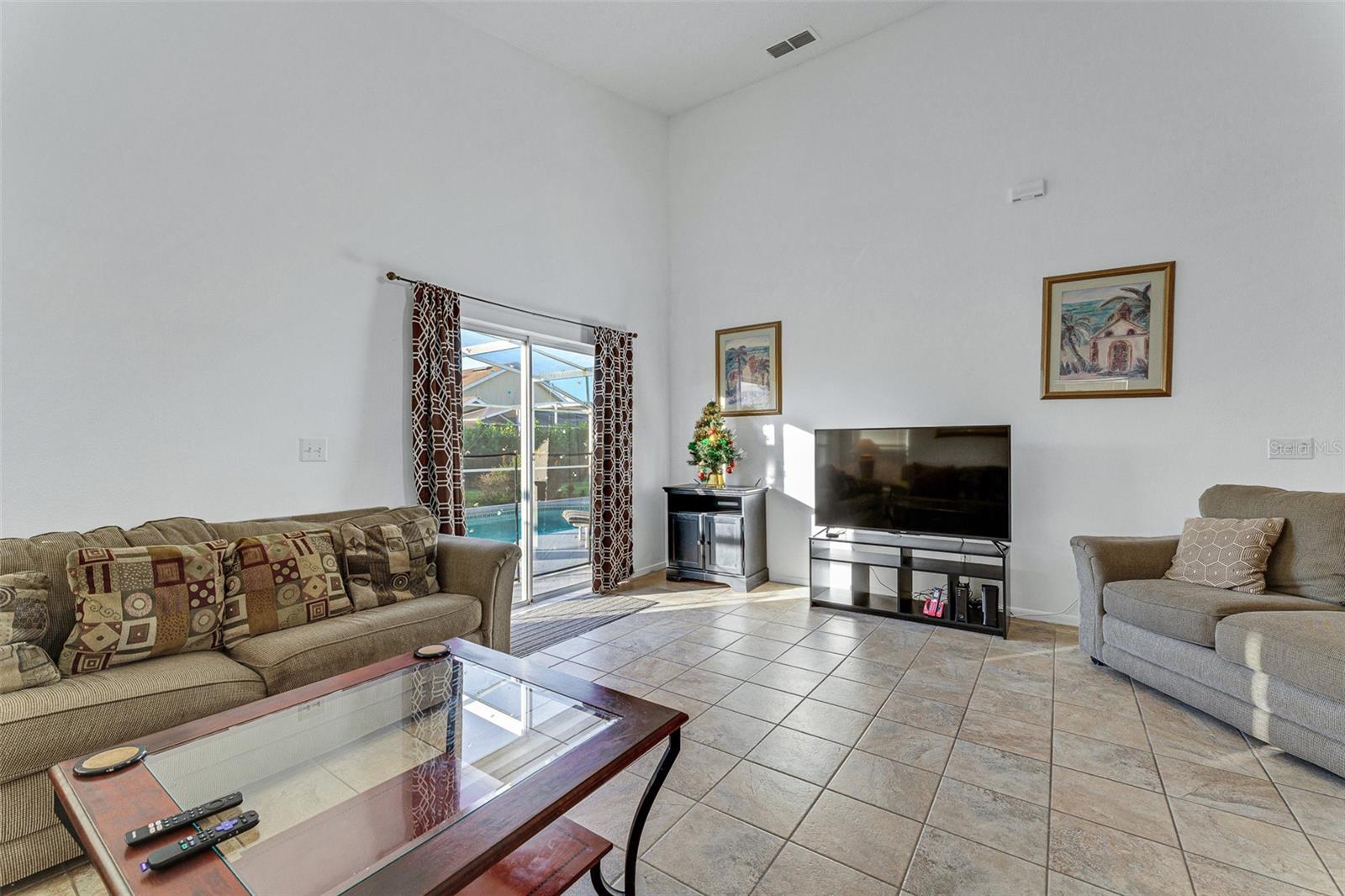 Image 3 of 26 For 149 Emeraldview Avenue