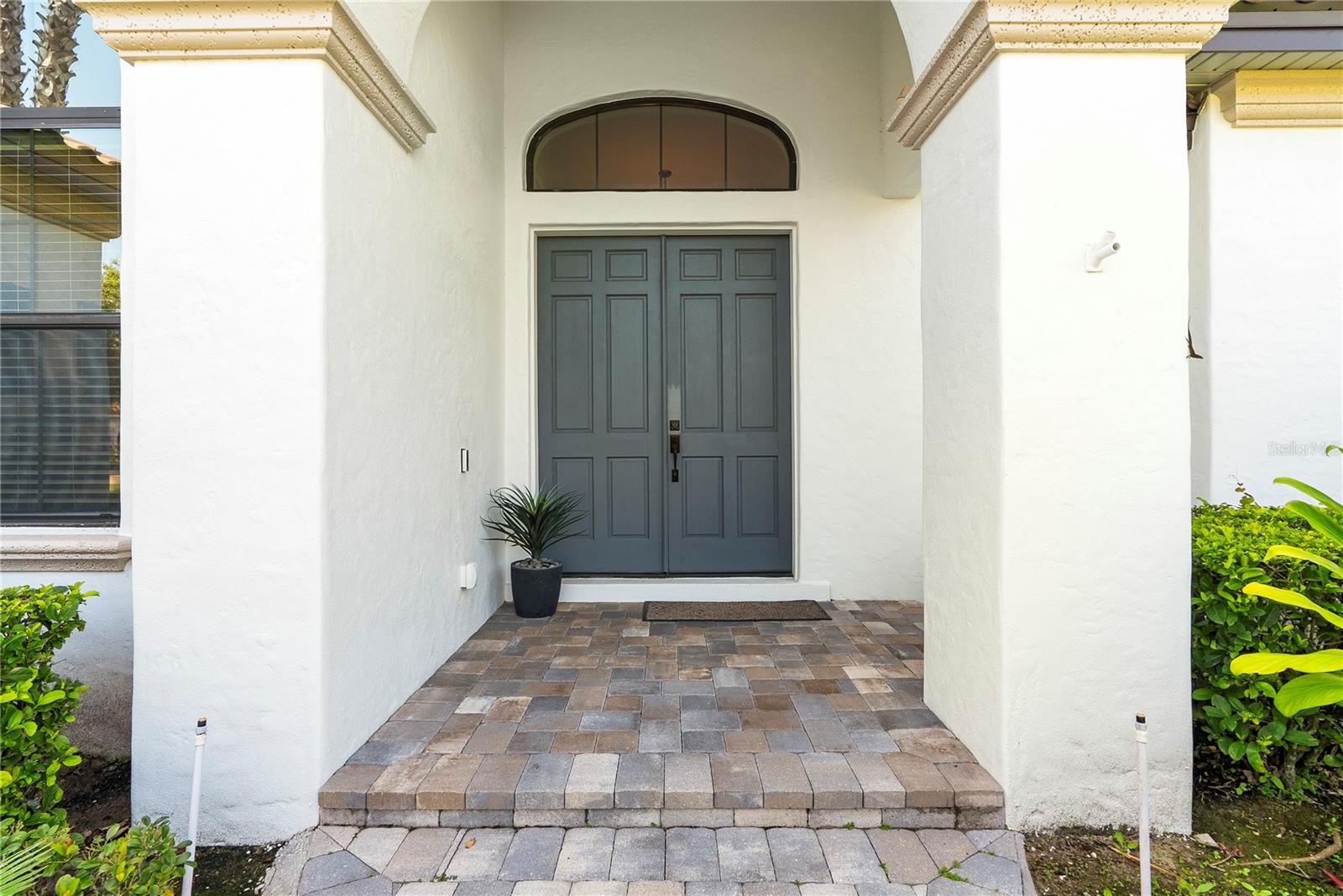 Image 4 of 44 For 11706 Waterstone Loop Drive