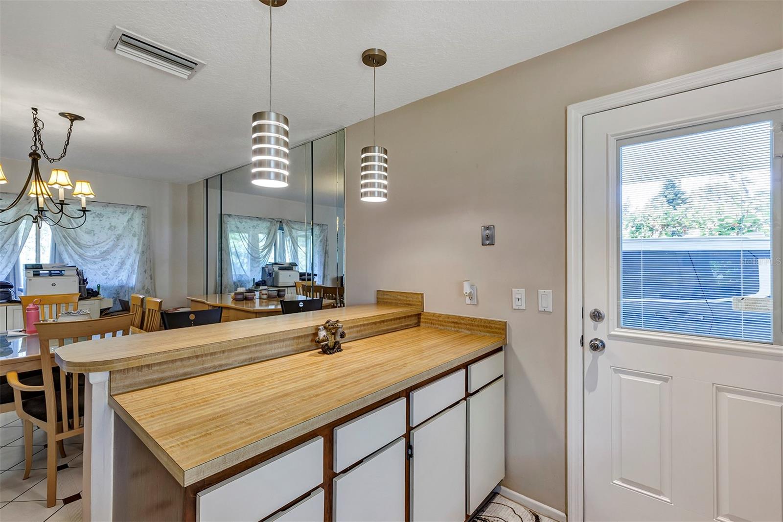 Image 11 of 34 For 10856 William Tell Drive