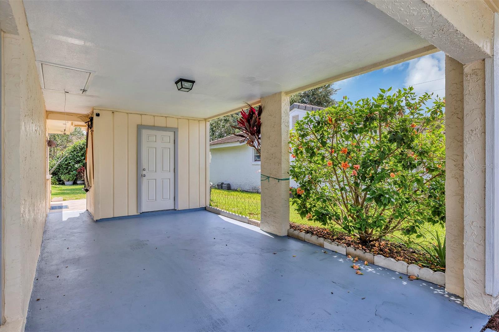 Image 4 of 34 For 10856 William Tell Drive