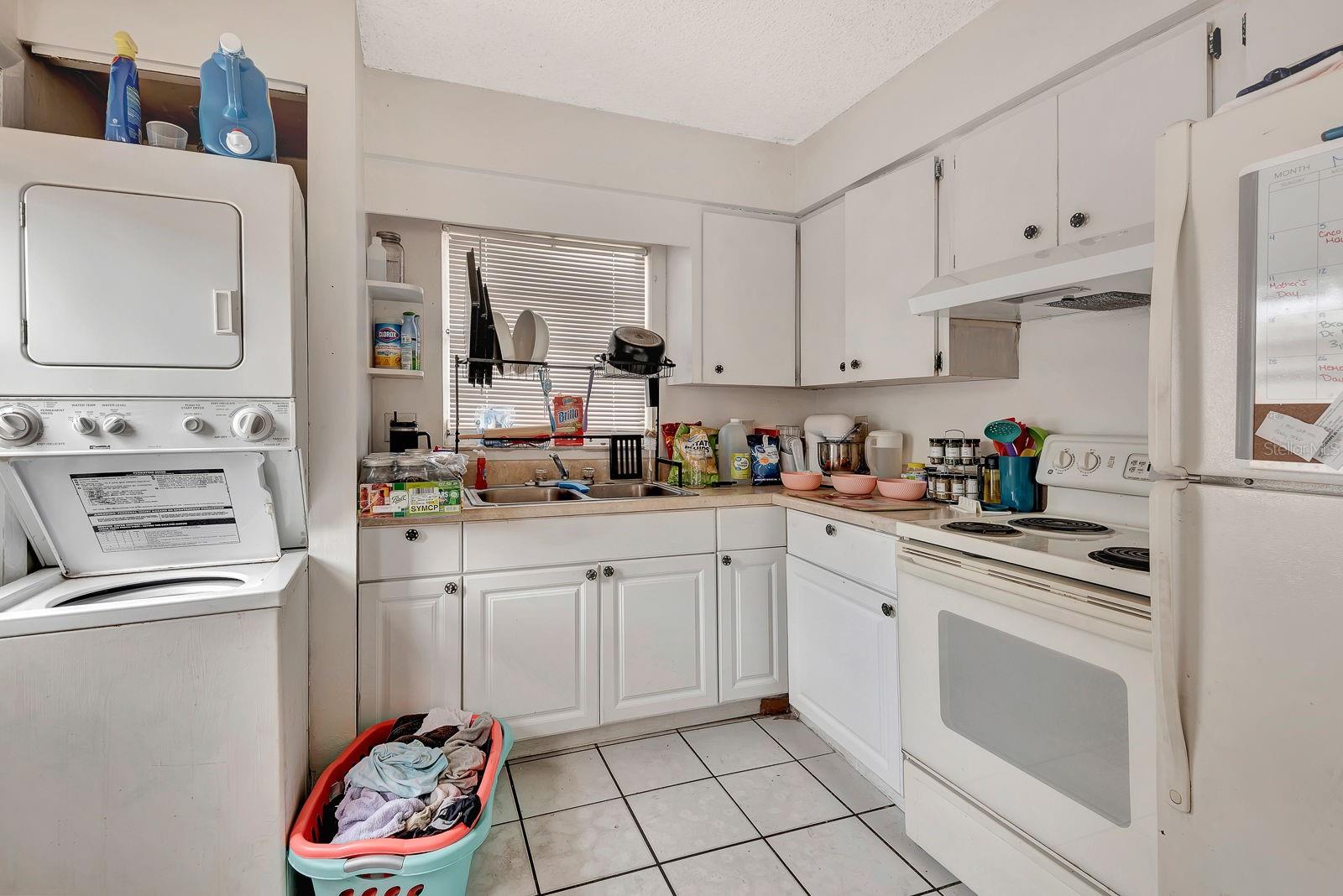 Image 16 of 29 For 6524-6526 12th Street W