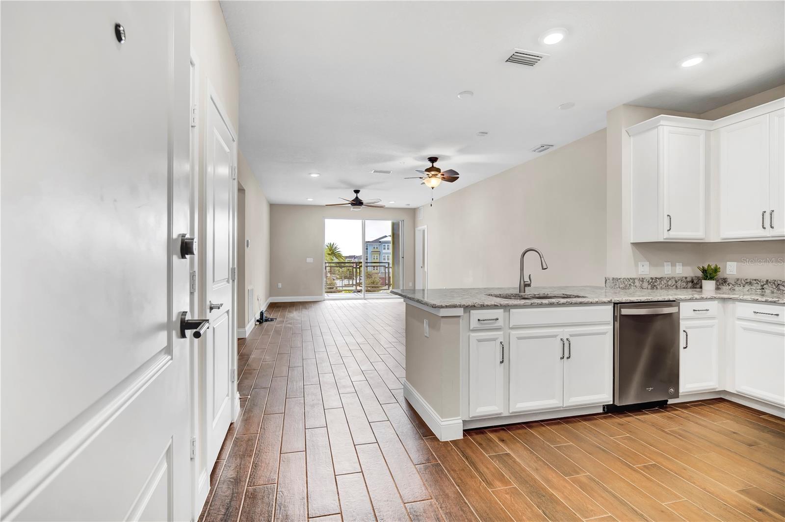 Image 3 of 28 For 7517 Laureate Boulevard 4301