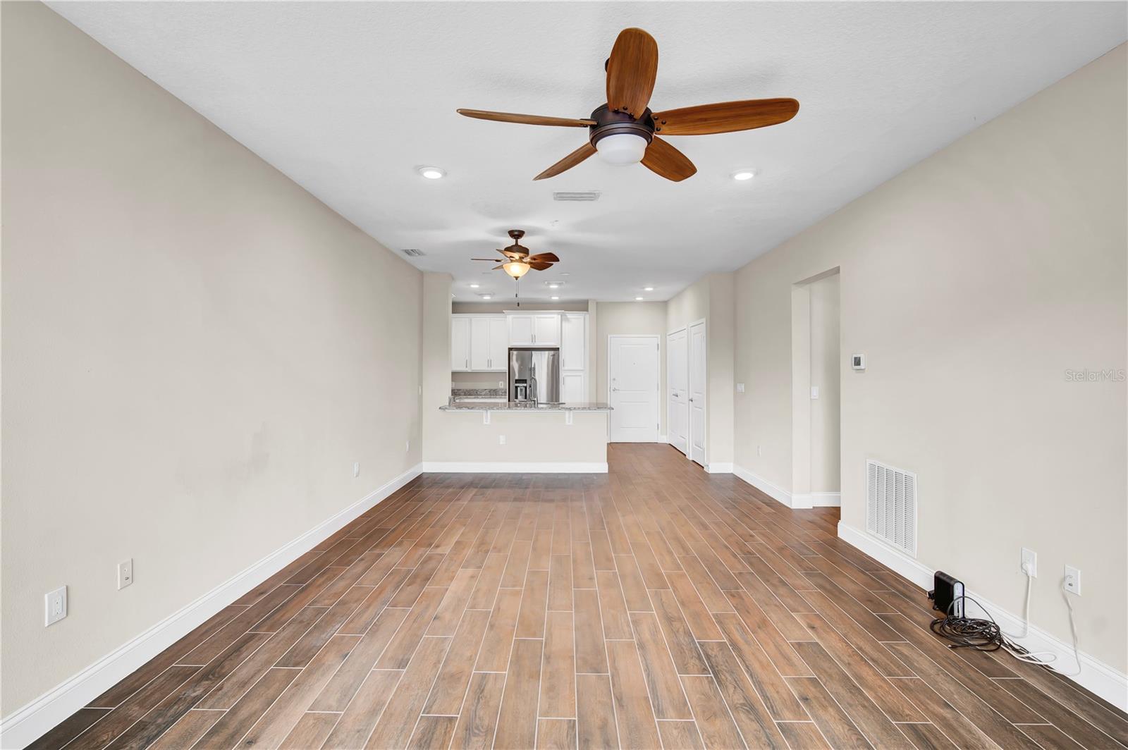 Image 7 of 28 For 7517 Laureate Boulevard 4301