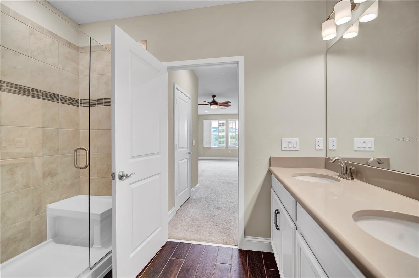 Image 9 of 28 For 7517 Laureate Boulevard 4301