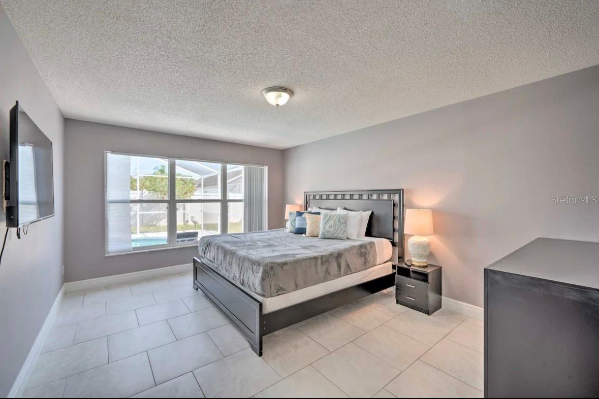 Image 10 of 24 For 8613 Primrose Drive