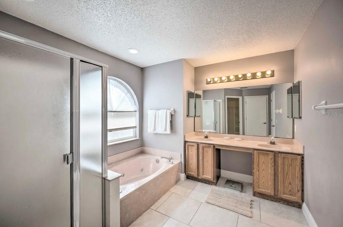 Image 13 of 24 For 8613 Primrose Drive