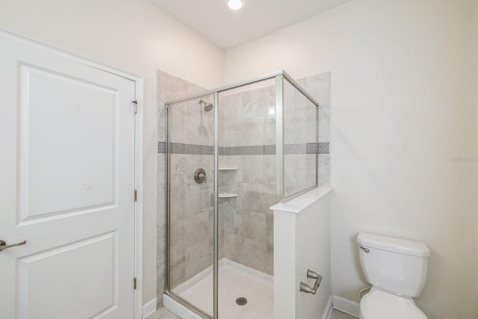 Image 11 of 33 For 11941 Sonnet Avenue