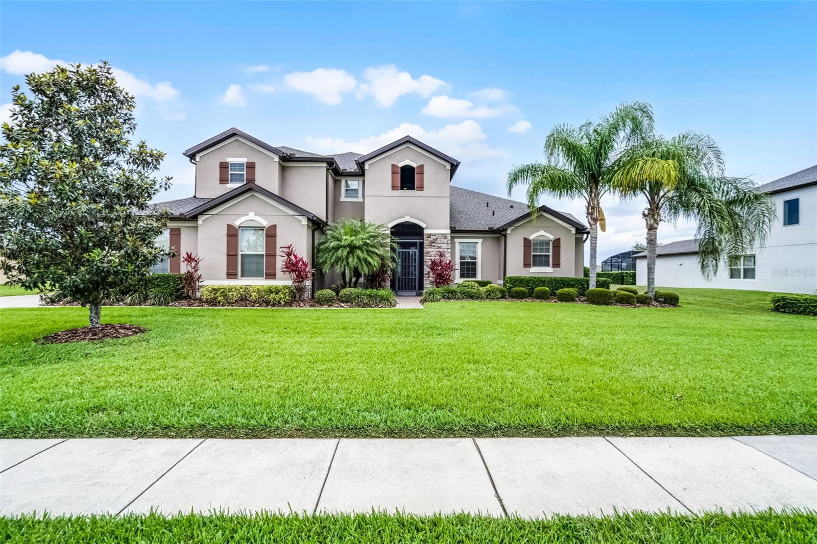 Image 2 of 100 For 2260 Grayling Street