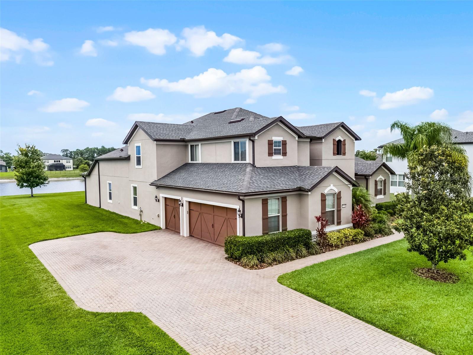 Image 3 of 100 For 2260 Grayling Street