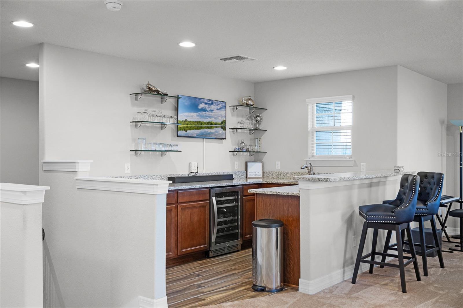 Image 37 of 100 For 2260 Grayling Street