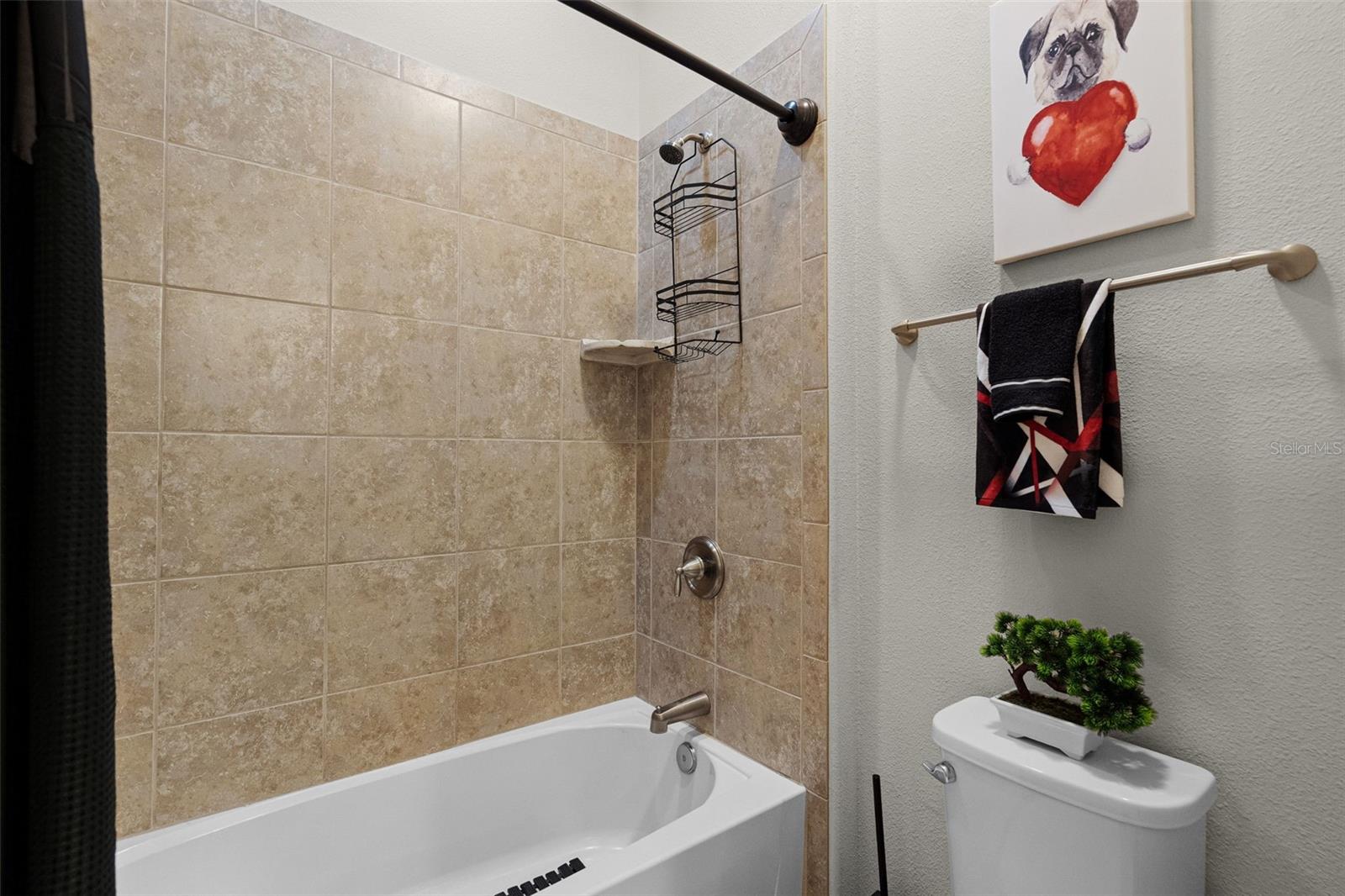 Image 53 of 100 For 2260 Grayling Street
