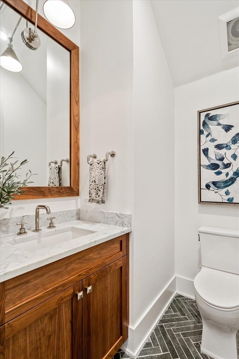 Image 15 of 22 For 1413 Miller Avenue