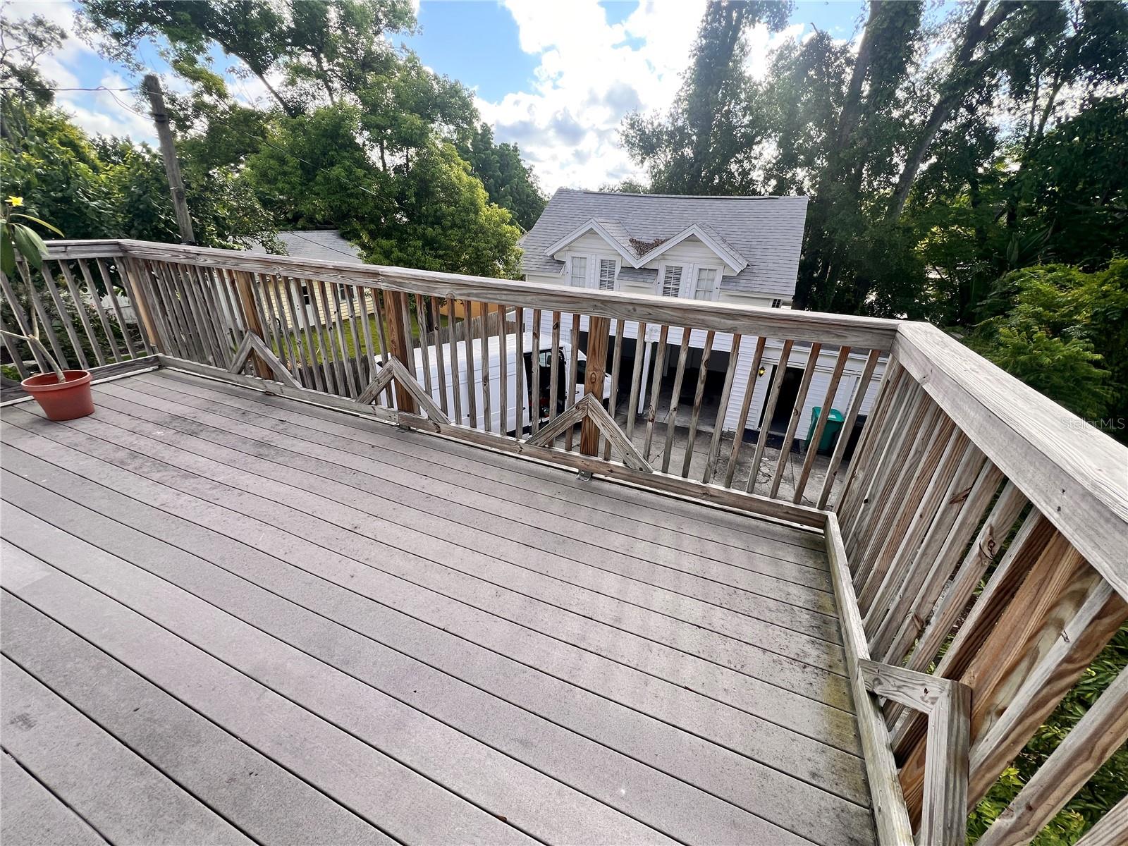 Image 11 of 13 For 617 Hyer Avenue 4