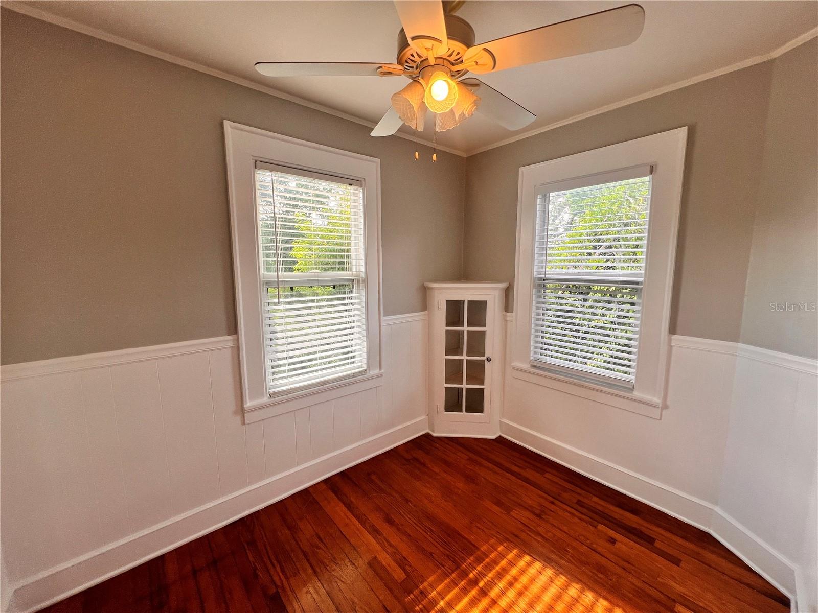 Image 8 of 13 For 617 Hyer Avenue 4