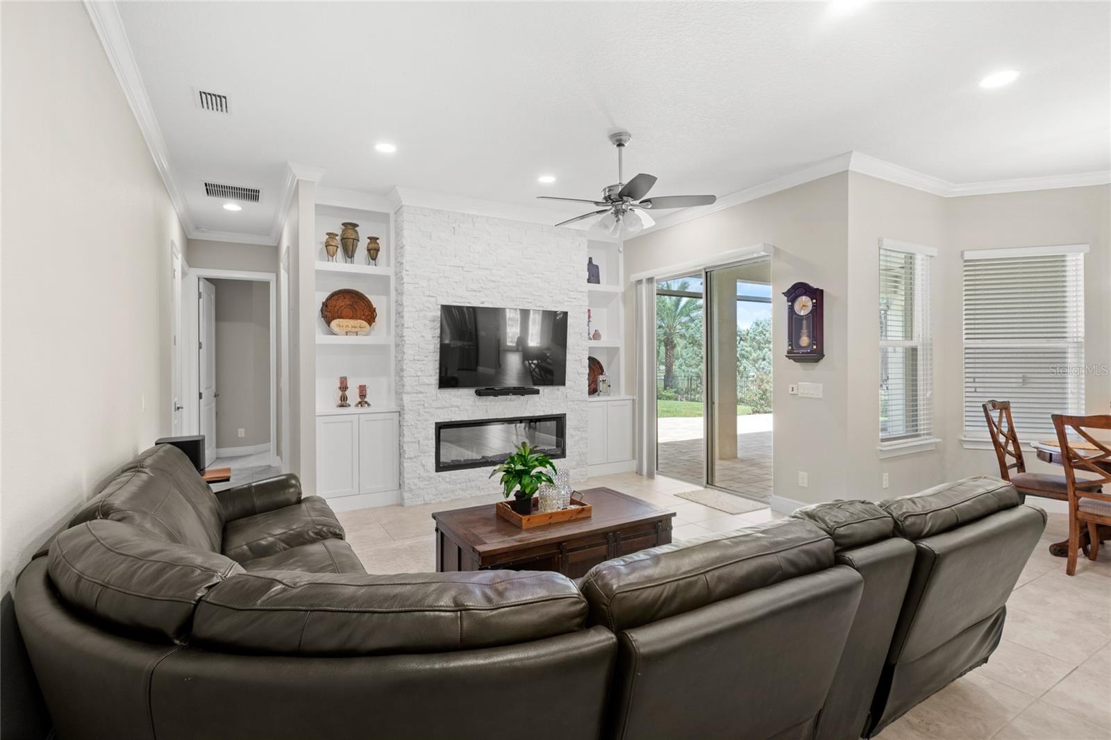 Image 13 of 57 For 31754 Red Tail Boulevard