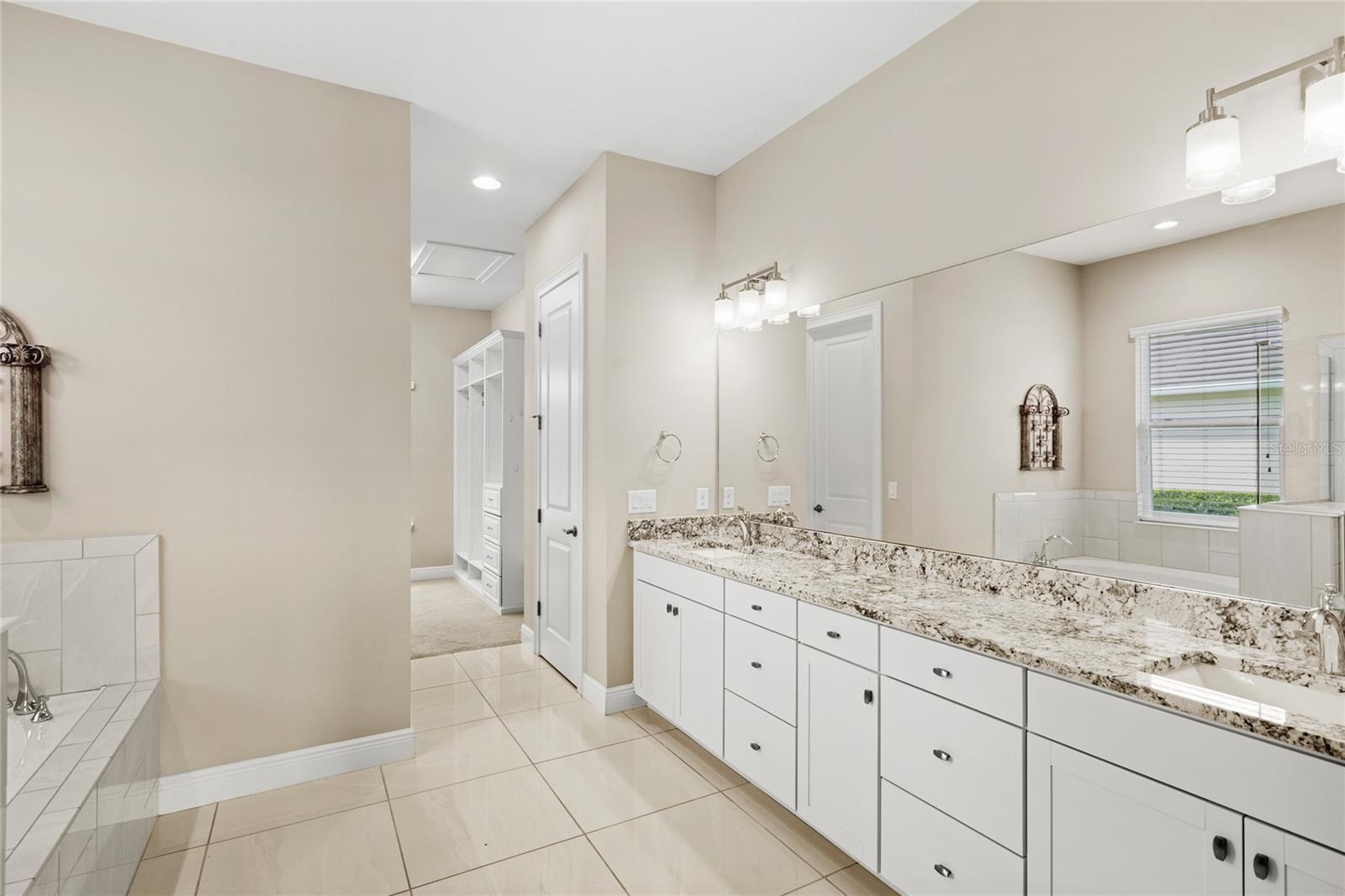 Image 17 of 57 For 31754 Red Tail Boulevard