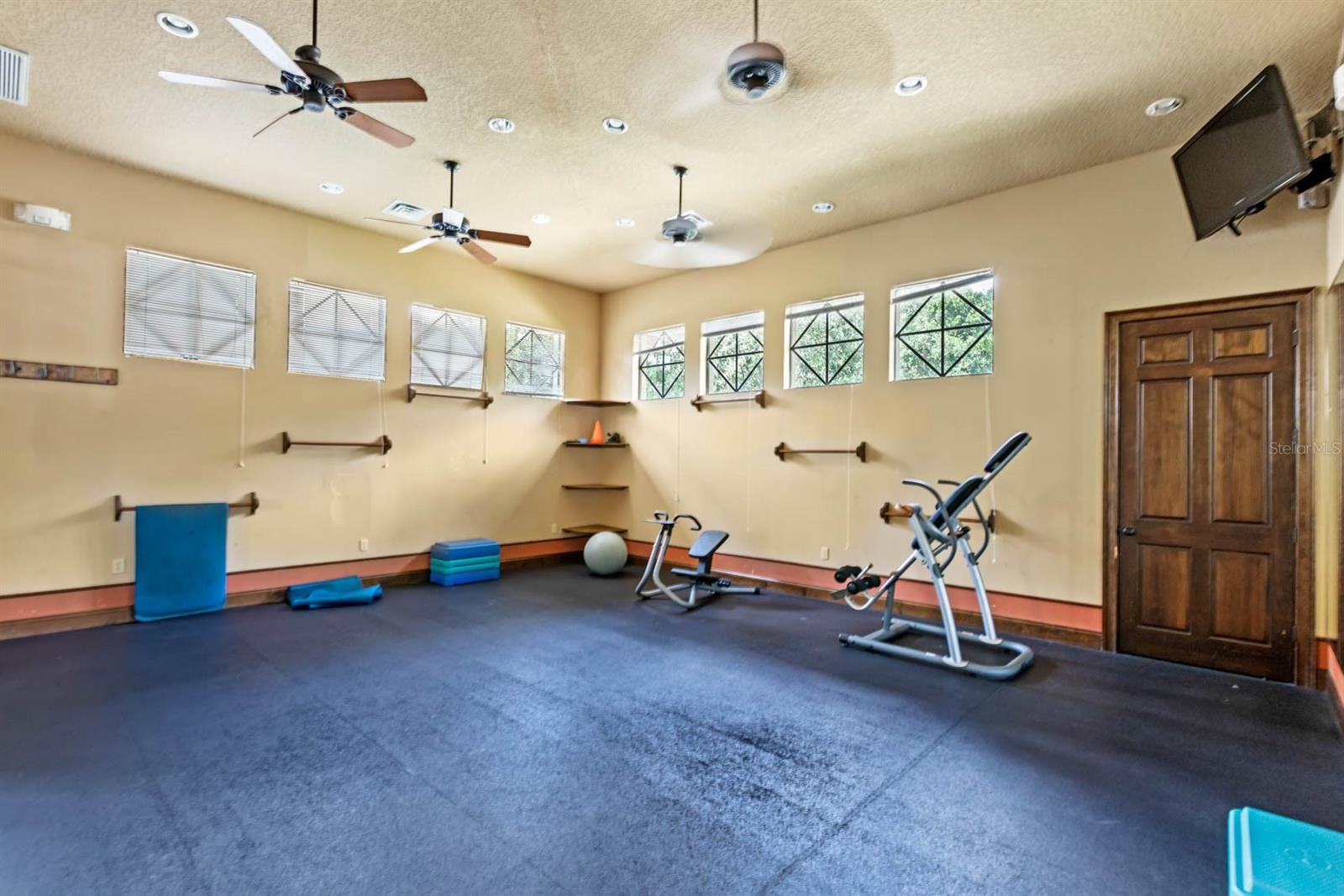 Image 43 of 57 For 31754 Red Tail Boulevard
