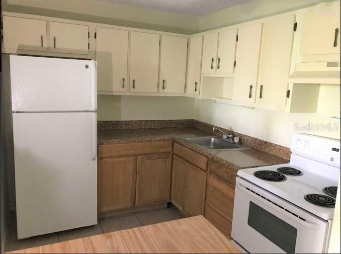 Image 5 of 15 For 2364 Oak Park Way 102