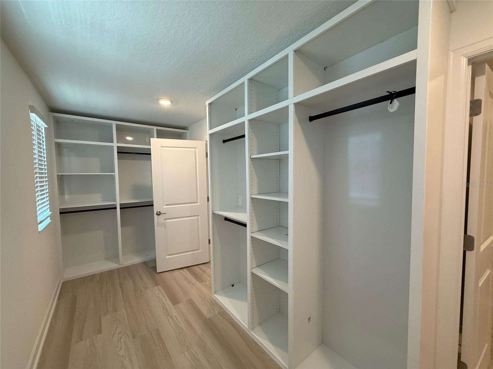 Image 10 of 39 For 18219 Oliver Twist Way