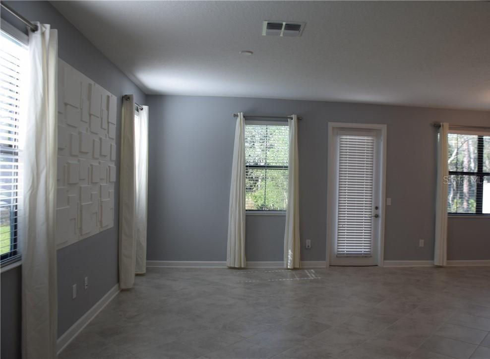 Image 11 of 18 For 11030 Whistling Pine Way
