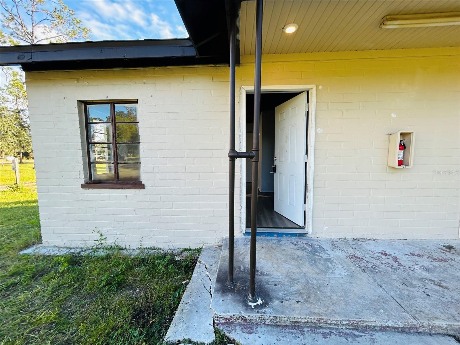 Details for 8010 Us Highway 301  4a, HAWTHORNE, FL 32640