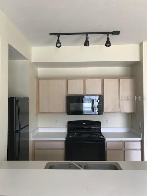 Image 7 of 15 For 8413 Lucuya Way 306