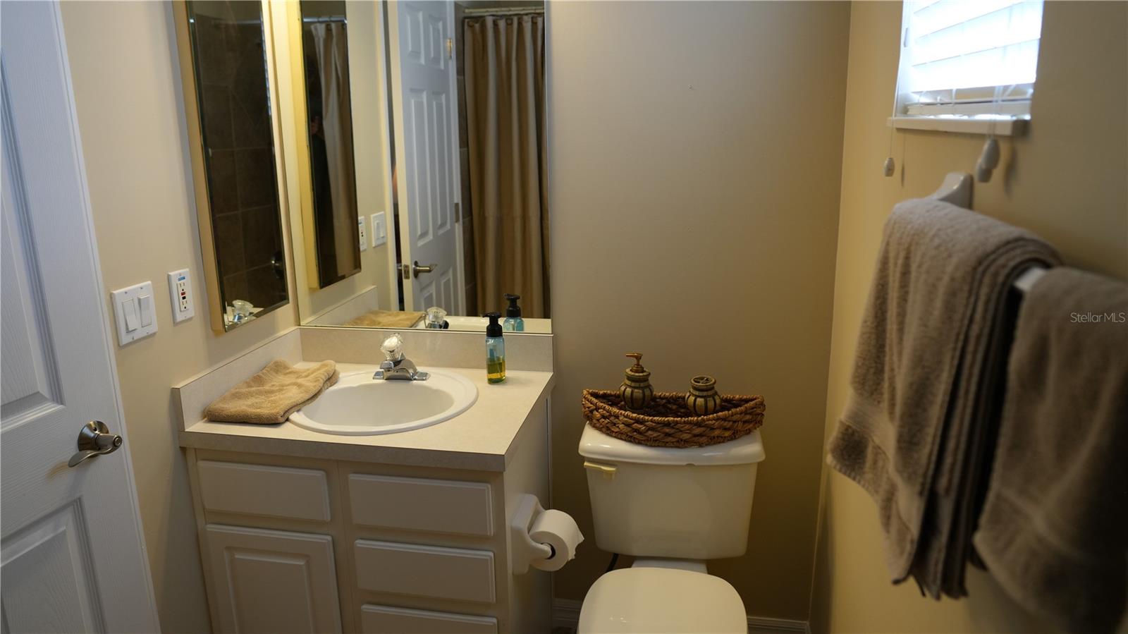 Image 27 of 50 For 13016 Islamorada Drive