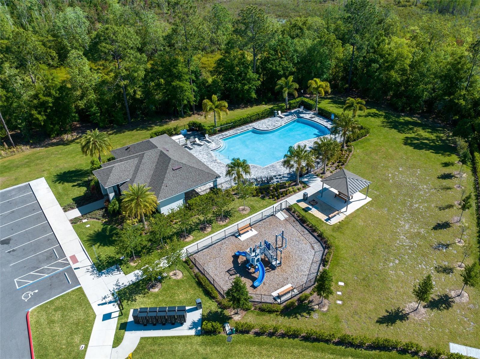 Image 30 of 31 For 17335 Million Lakes Court