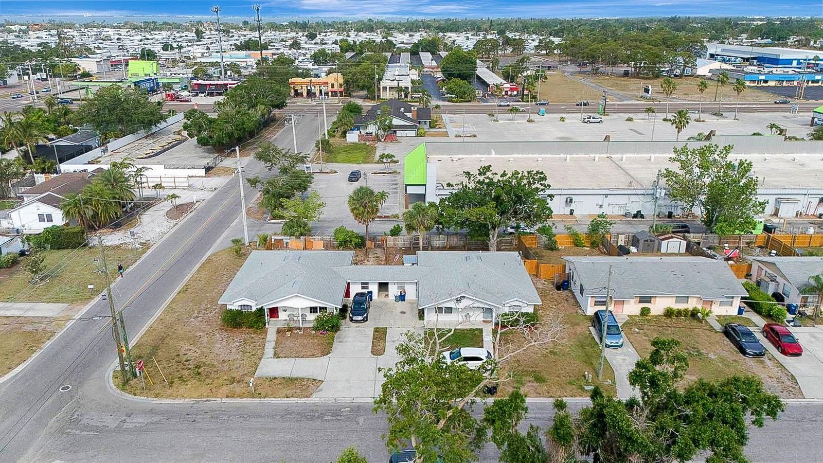 Image 21 of 22 For 6520-6522 12th Street W